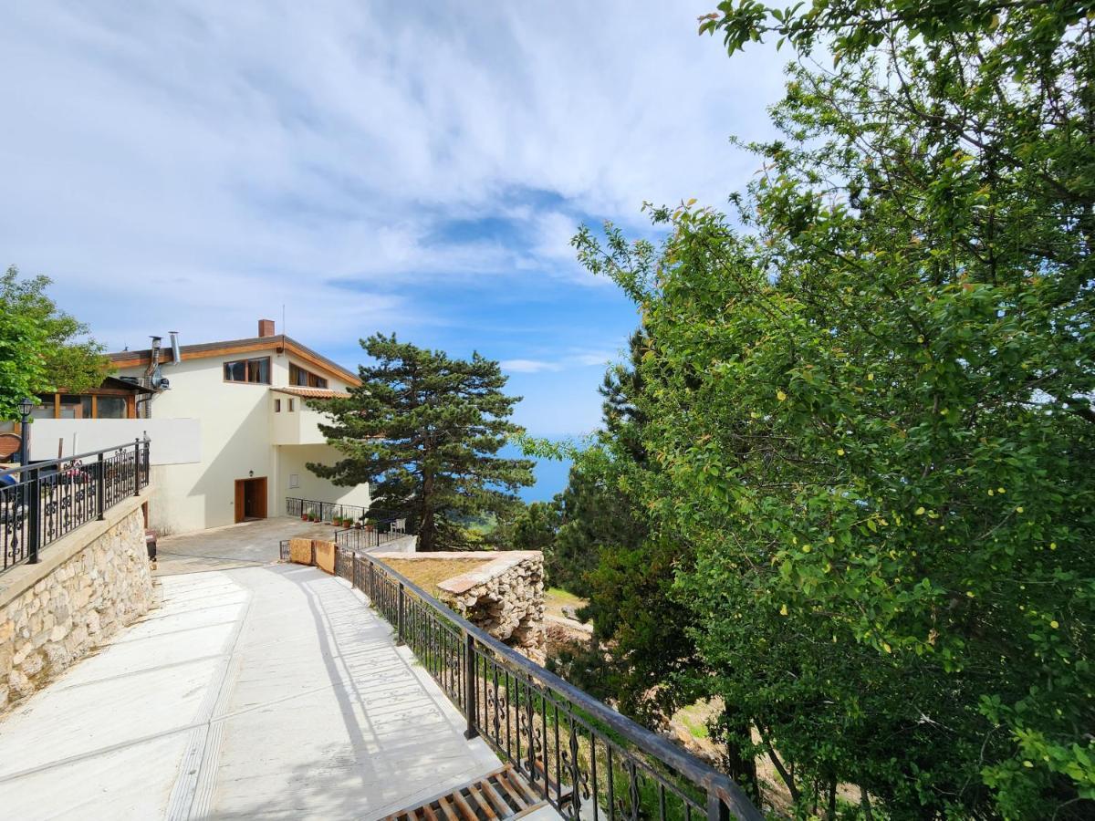 Llogora Dervishaliu Hotel Llogara National Park Exterior photo
